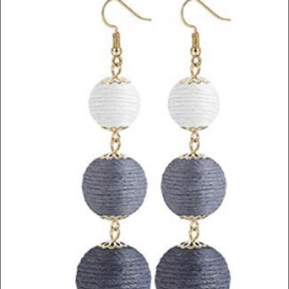 5/$25 Bohemian Style White to Gray Ombré Drop NEW - Picture 3 of 3